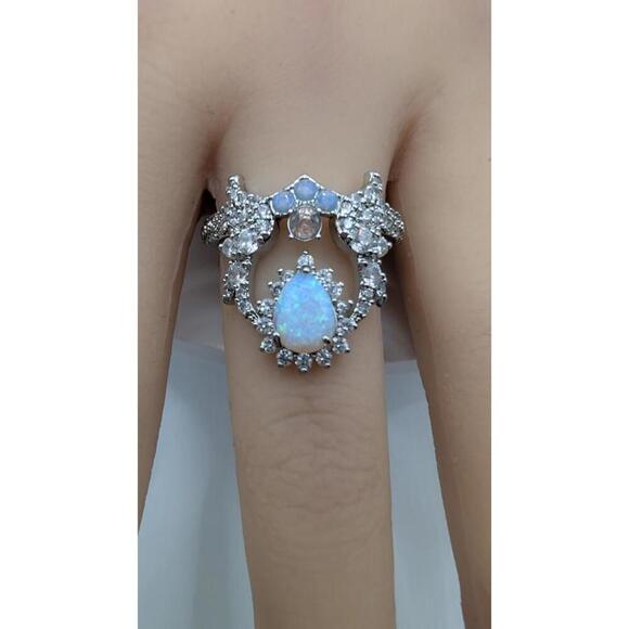 Elegant Opal and Crystal Silver Ring Size 9 - Picture 7 of 9